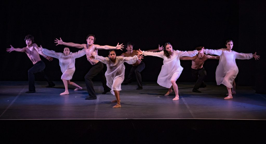 Bundesjugendballett performing "Thankful" - Photo by Silvano Ballone