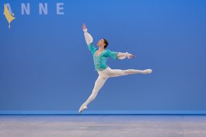 Davide Loricchio (Lauréat 2018) dans sa variation classique : Grand Pas Classique - étudiant de la Vaganova Ballet Academy ©GregoryBatardon